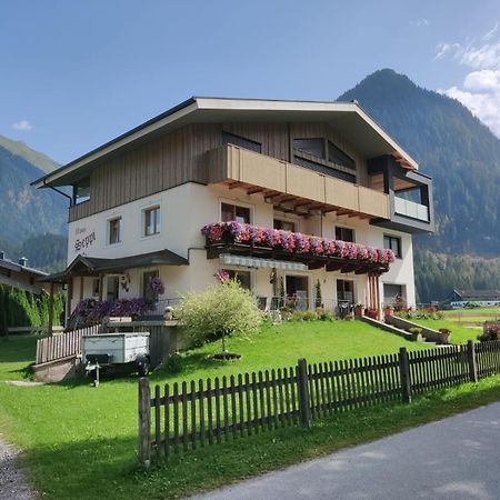 Haus Seppi Hotel Neukirchen am Großvenediger Exterior foto