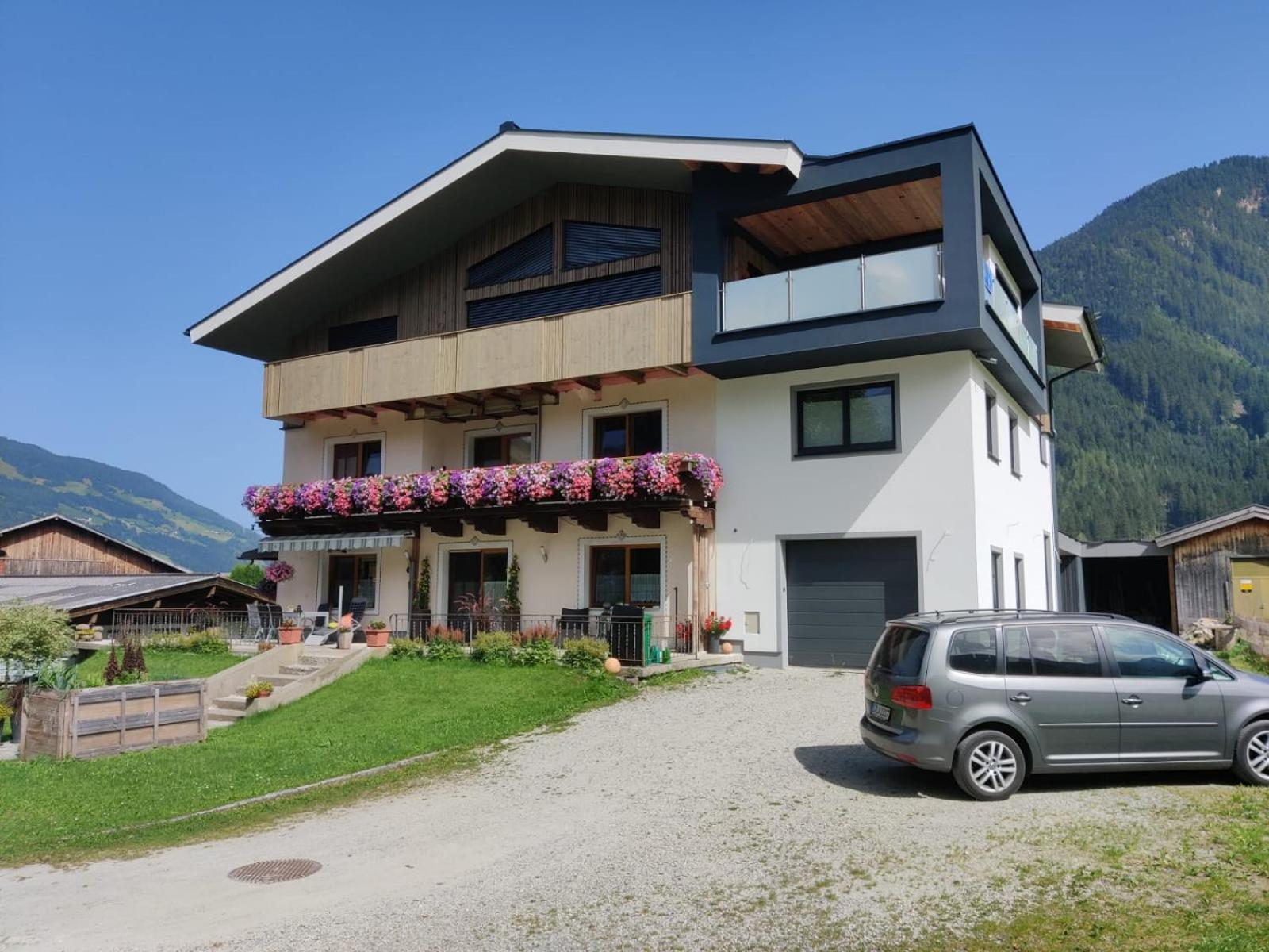 Haus Seppi Hotel Neukirchen am Großvenediger Exterior foto